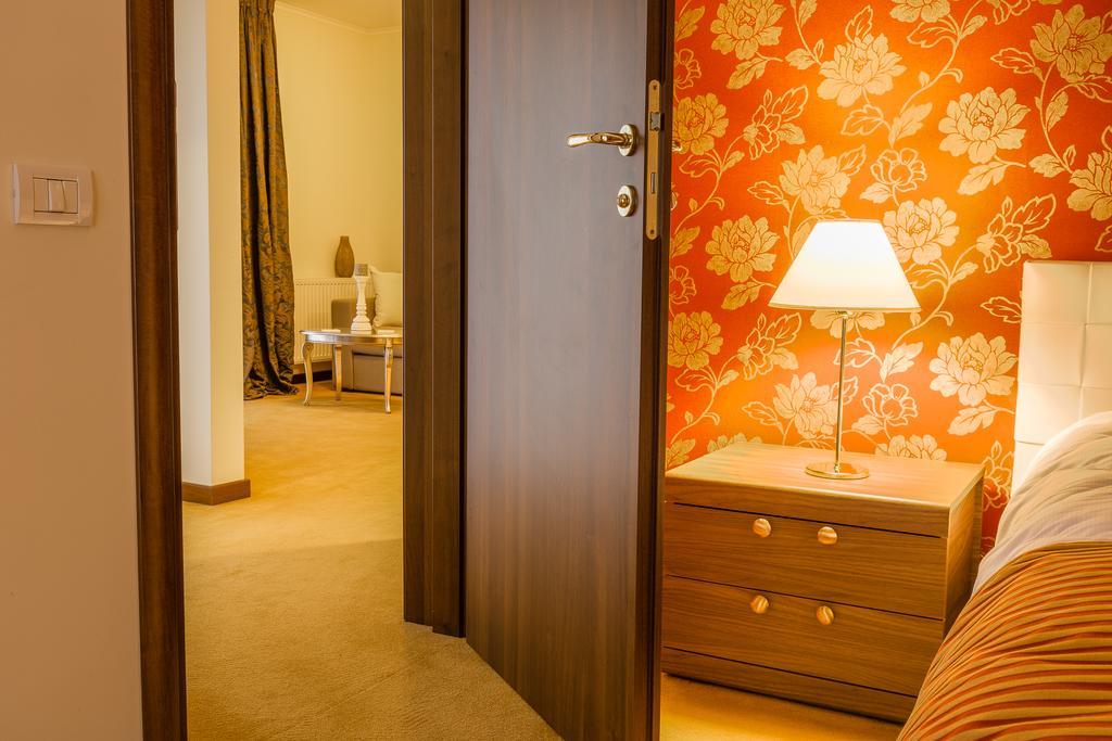 Hotel Boutique Belvedere Sinaia Extérieur photo