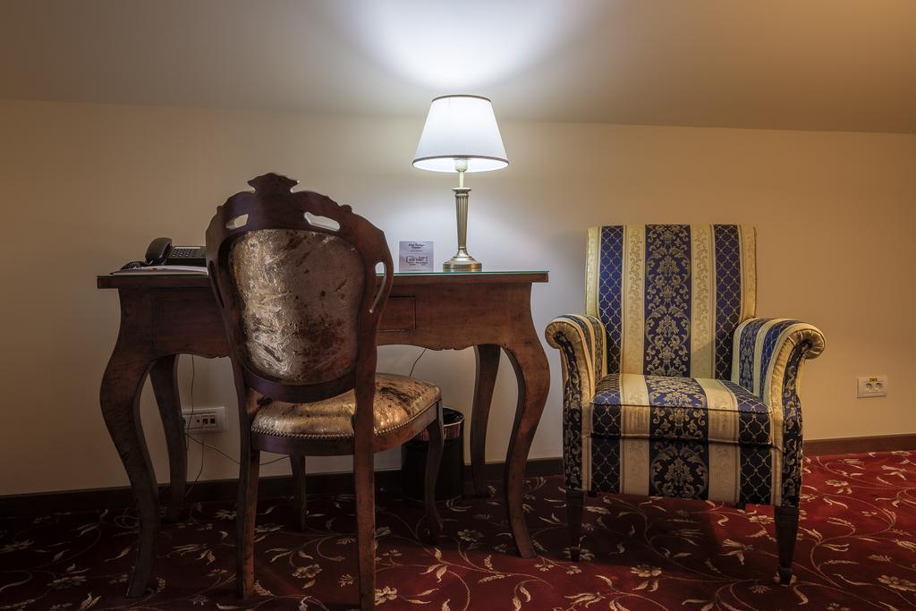 Hotel Boutique Belvedere Sinaia Extérieur photo