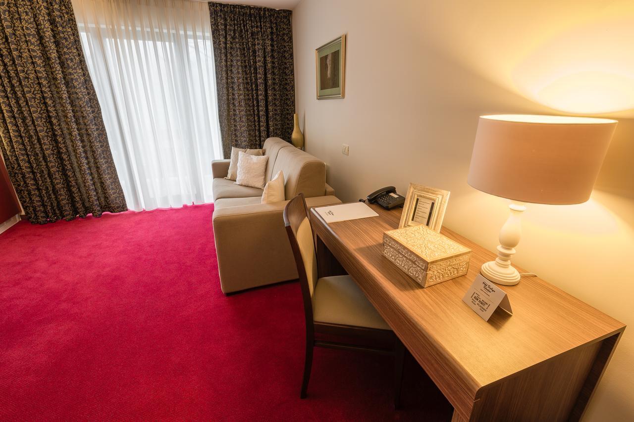 Hotel Boutique Belvedere Sinaia Extérieur photo